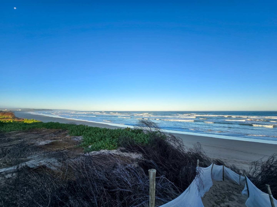 4 Bedroom Property for Sale in Stilbaai Oos Western Cape